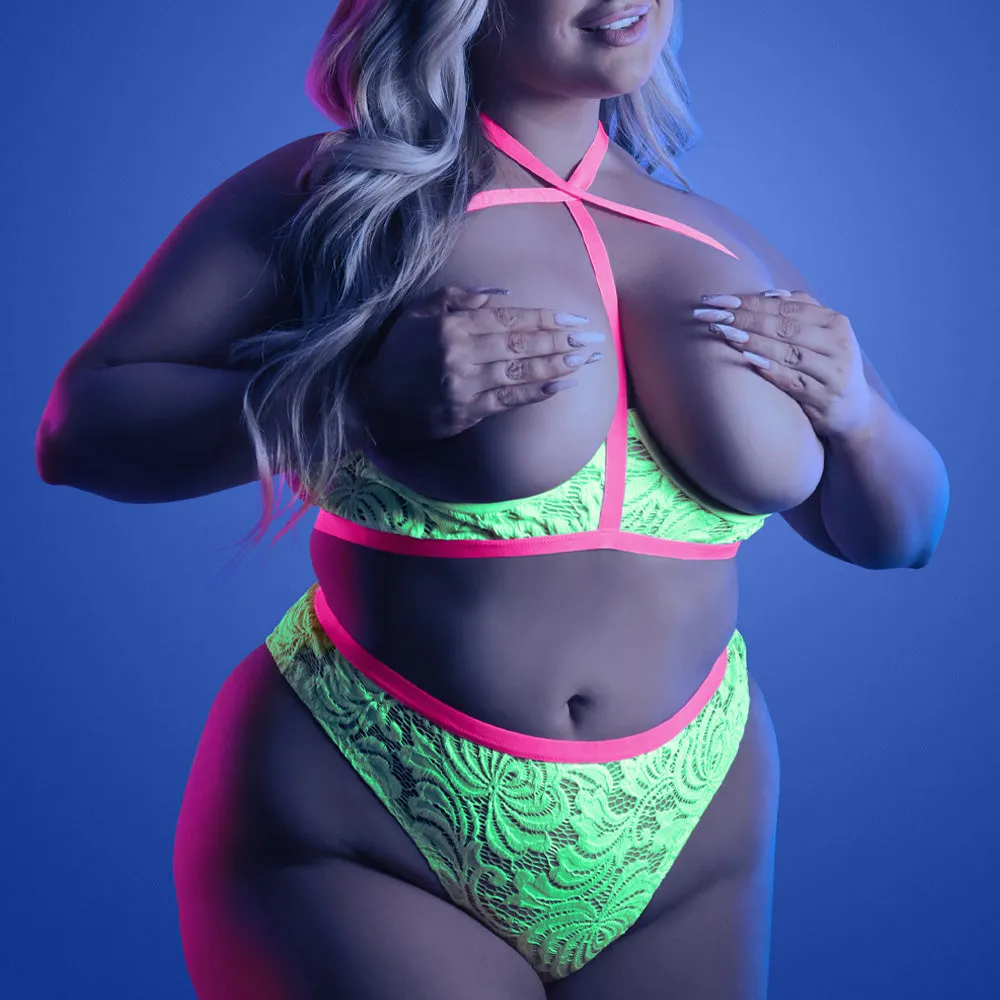 Fantasy Lingerie Glow Persuasive Open Cup Lace Bra & Panty - Curvy