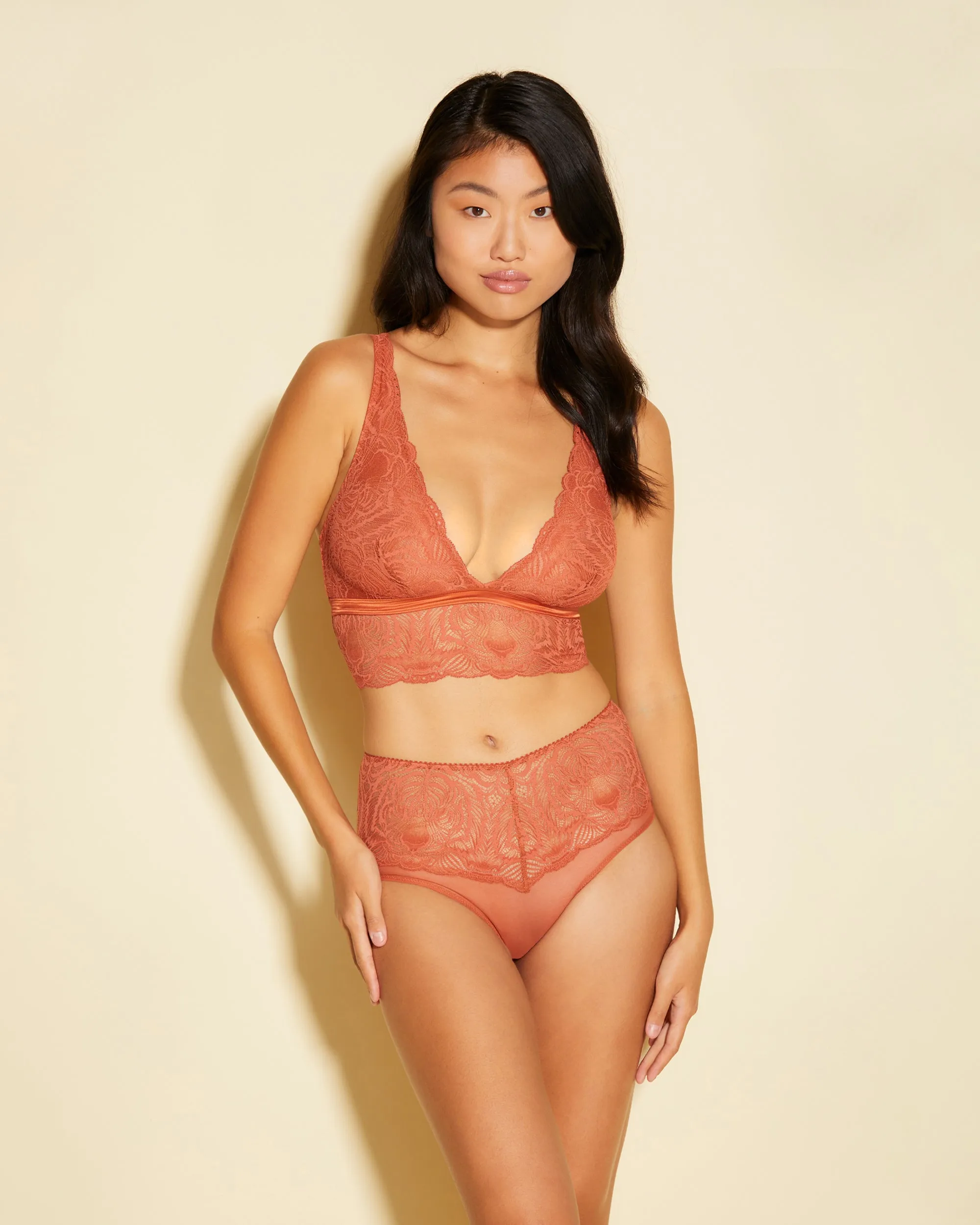 Hochgeschlossener Bikini