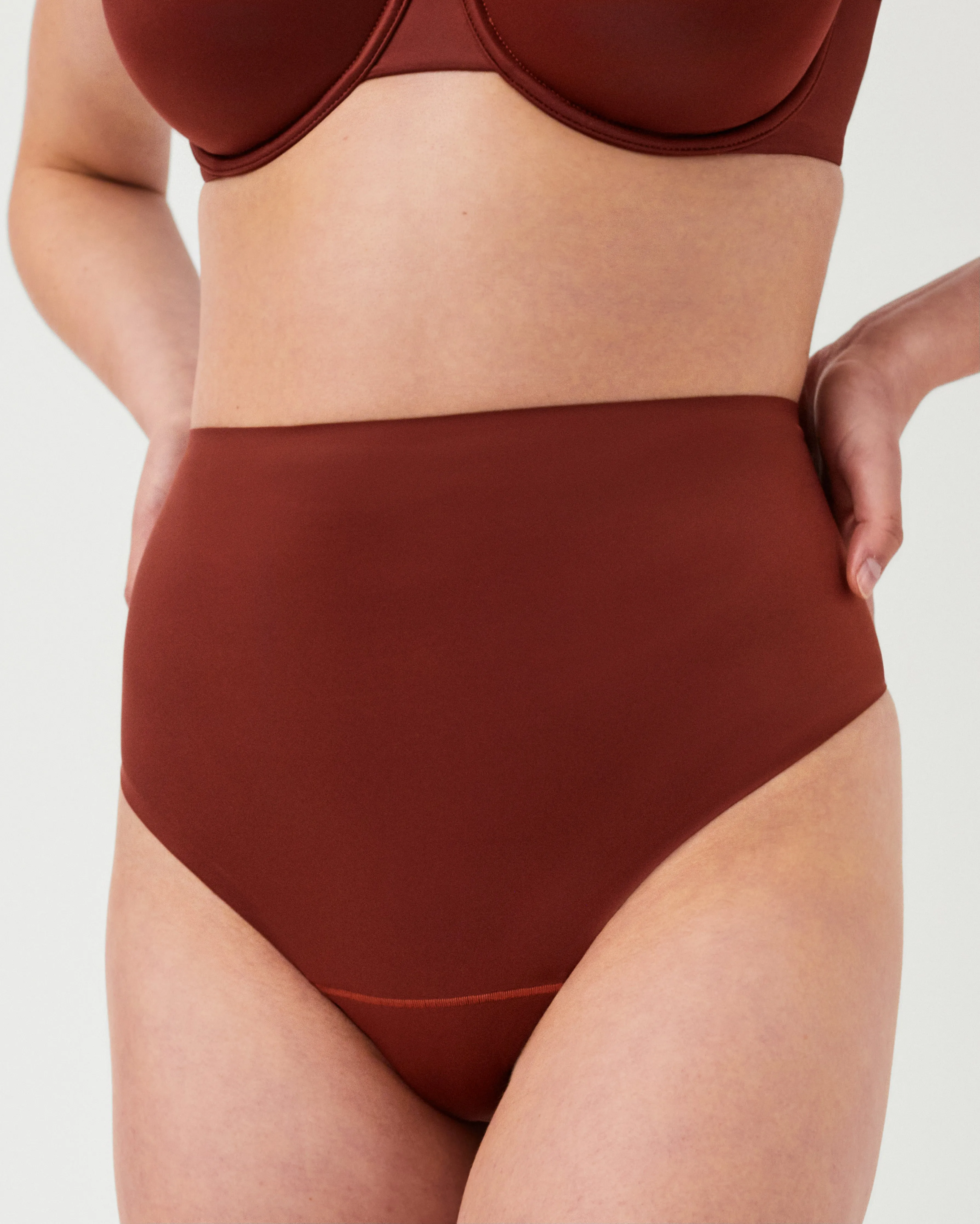 SPANXsmooth™ Satin Thong